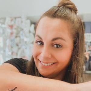 Meet your Posher, Kayla